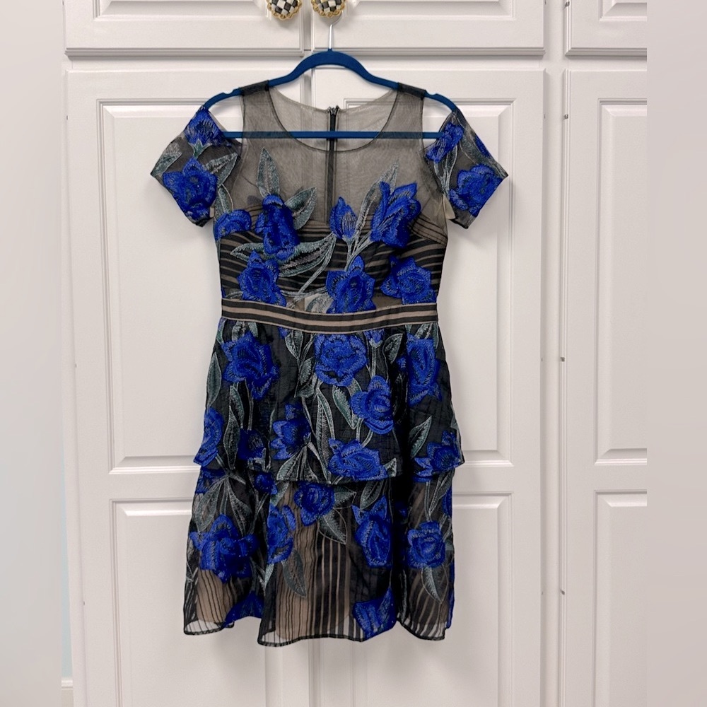 Marchesa Notte Cold Shoulder Cocktail Party Dress SZ 8
